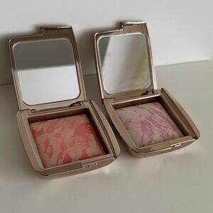 2 Hourglass Ambient lighting blushes
